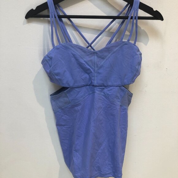 Lululemon Work Out top - Picture 2 of 5